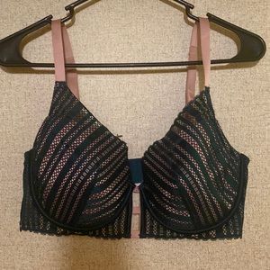 Victoria secret bra 38D